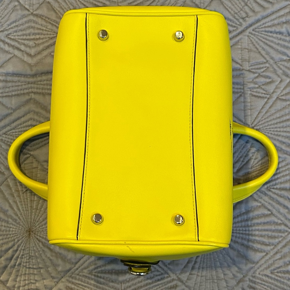 COACH X PEANUTS Snoopy Mini Surrey Yellow Satchel Crossbody + Woodstock Hang Tag - Picture 10 of 10